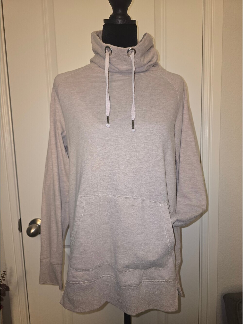 Judy Smith Collection Women's Light Beige Pullover Hoodie Sweatshirt Size S
